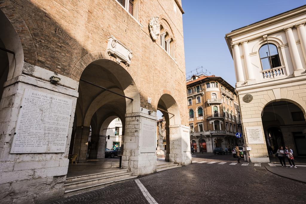 Myplace Sant'Agostino Apartment Treviso Bagian luar foto