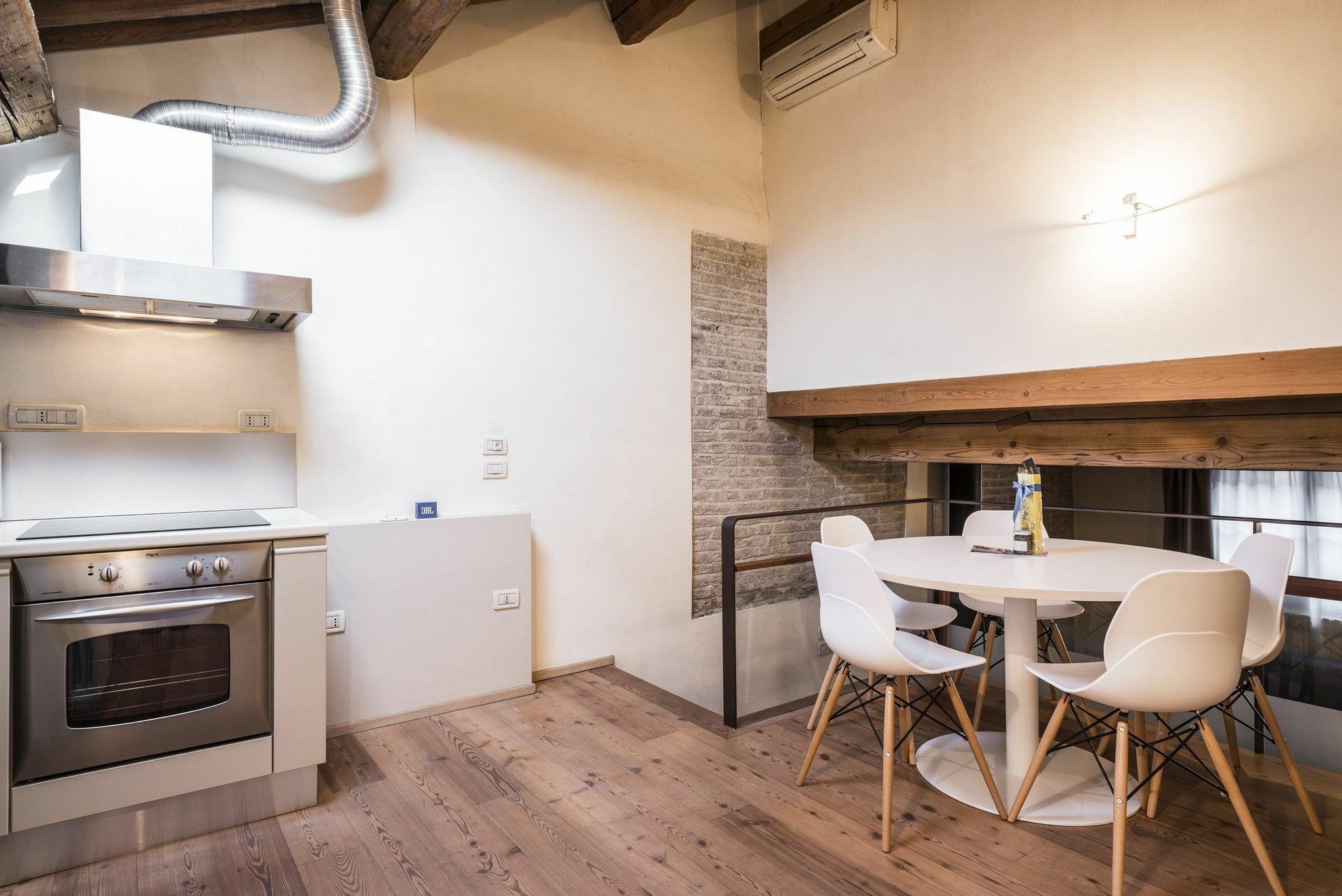 Myplace Sant'Agostino Apartment Treviso Bagian luar foto