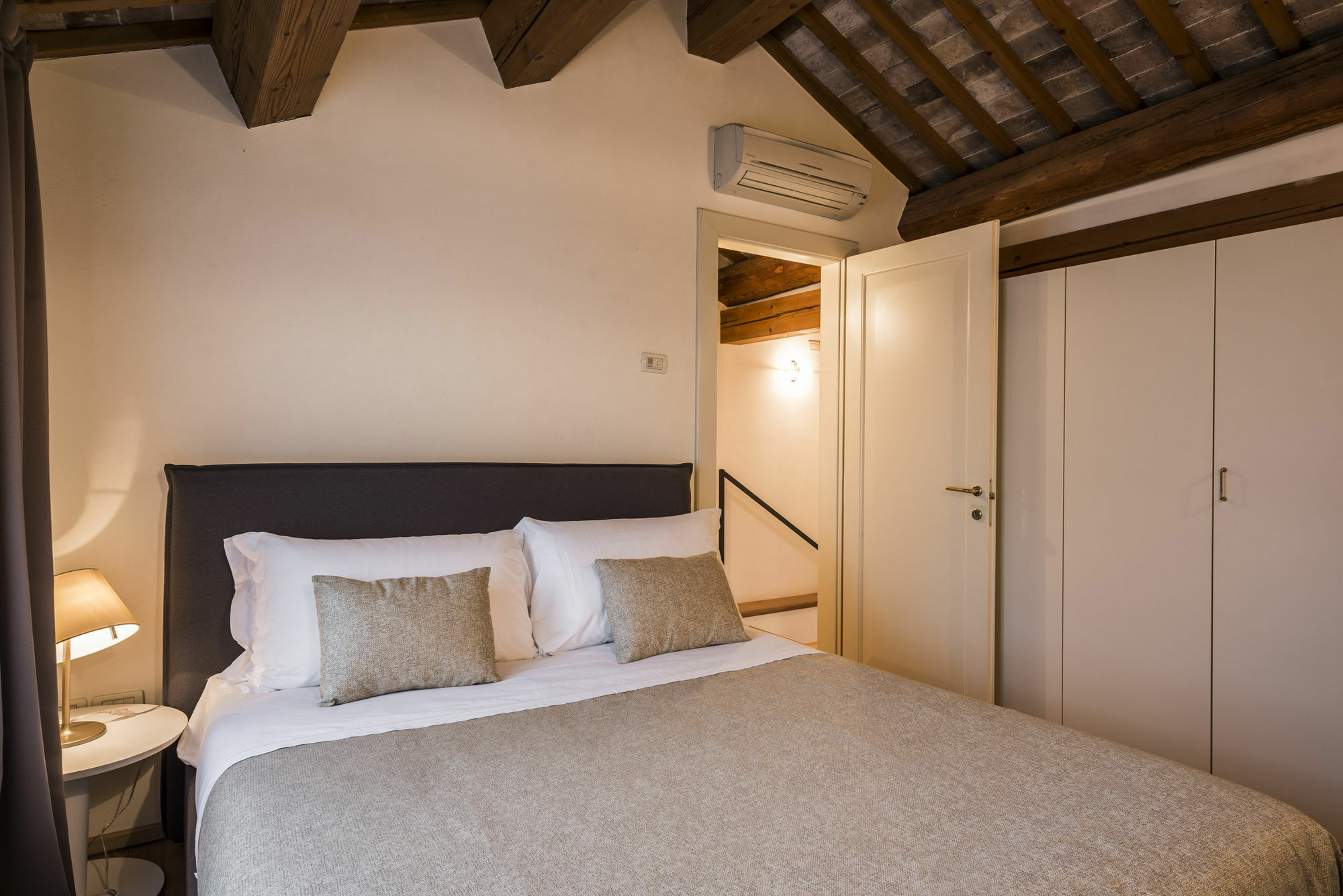 Myplace Sant'Agostino Apartment Treviso Bagian luar foto